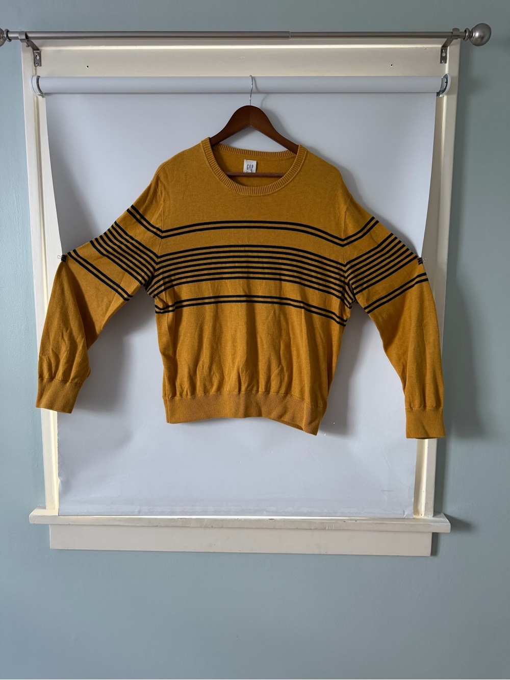 Gap Mustard Yellow Striped Crewneck Sweater - Men’s L